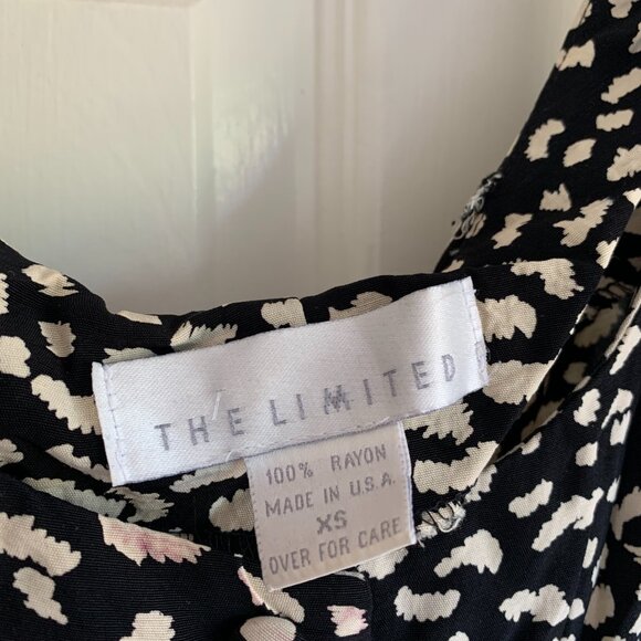 Perfect Summer Dress - Picture 2 of 7